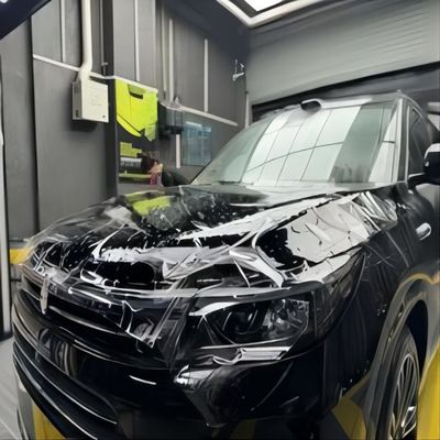 Un buon prezzo. Film di avvolgimento auto anti graffi trasparente TPU PPF film di protezione anti vernice gialla per auto in linea